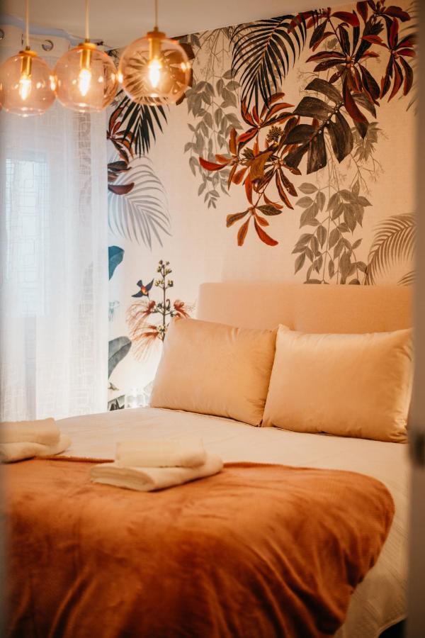 Tuguest Maria Luisa Apartment Granada Exterior foto